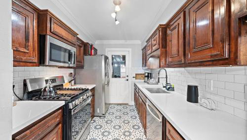 Houston Pool Escape Games WiFi Parking Pet - Foto 5