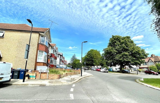 Lovely 2-bed Tree-hole in Northolt Southharrow - Foto 27