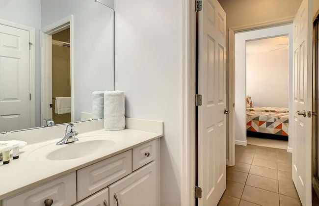 Family Oasis Near Disney - Pool Resort Access - Foto 26