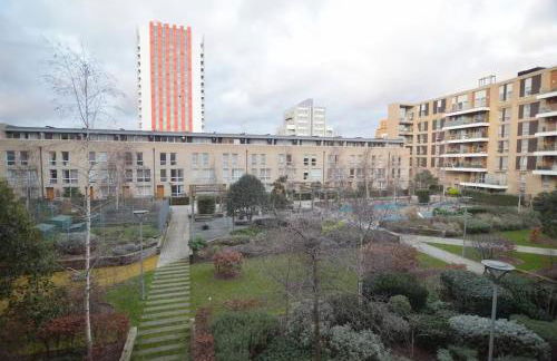 Royal Docks Modern Retreat Eddington Court Sleeps 5 - Foto 6