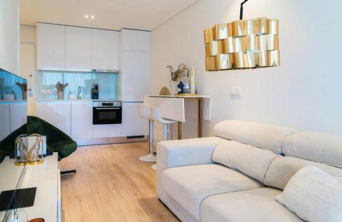 Studio w/ Balcony, Pool & Gym | Antas by Host Wise - Foto 4