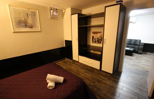 Rich Luxury Suites - Photo 13