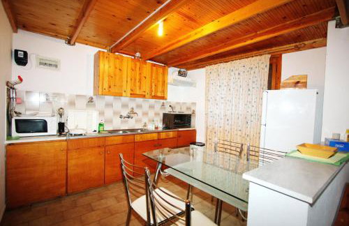 Foinikas Rooms - Photo 12