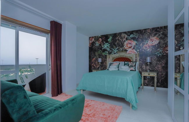 Figueira Beach Vibes Apartment - Photo 26