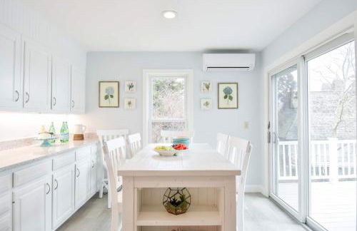 15526 - Luxurious Waterfront Home with Incredible Entertainment Space Secluded on Pleasant Bay - Foto 15