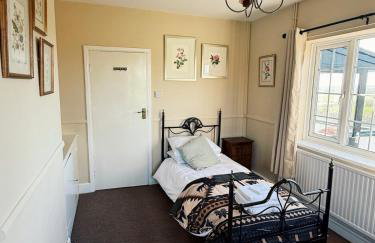 Elms Farm Cottages - White Swans - Foto 6