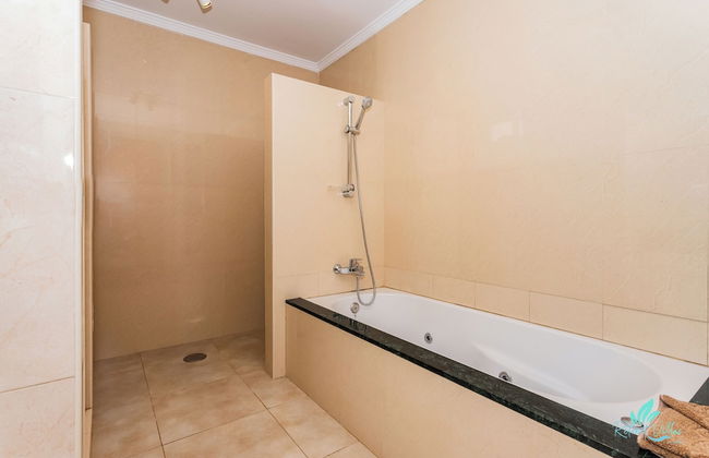 4 Bed Villa - Heated Pool, Pool Table, Bbq, Patio - Photo 21