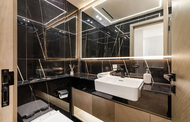 Modern 1BR in Binghatti Nova - Foto 21