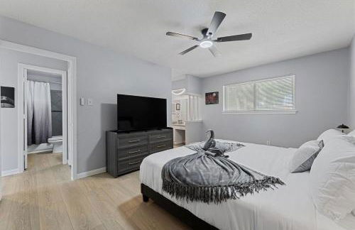 Spacious Retreat - Near IAH Airport & Lake Houston, Sleeps 9 - Foto 12