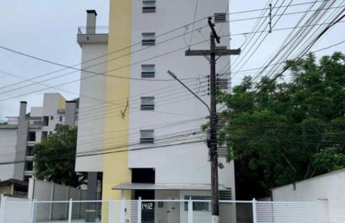 Lindo Ap - CENTRO- piscina, churrasqueira gourmet, maquina lava e seca e wifi roupas cama - Foto 52