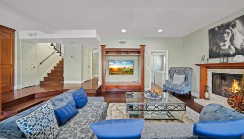 Gorgeous Villa with Private Heated Pool - Foto 2