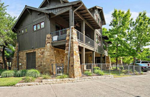 Lake Travis Luxe Villa - 4BR, Pickleball & BBQ - Foto 40