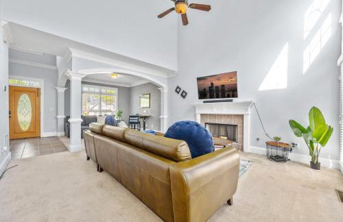 Family-friendly Ellenwood Home with Parking & Deck - Foto 9