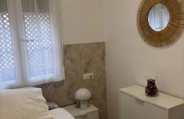 Bonito y muy fresco apartamento con patio privado - Foto 45