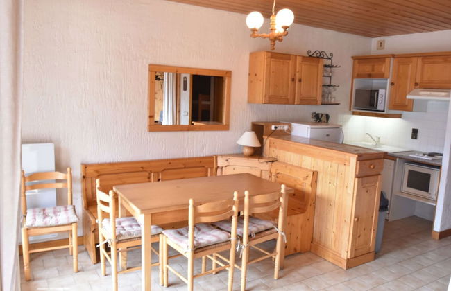 4-6 Pers. Holiday Appartment Near Center of Champagny - Foto 10
