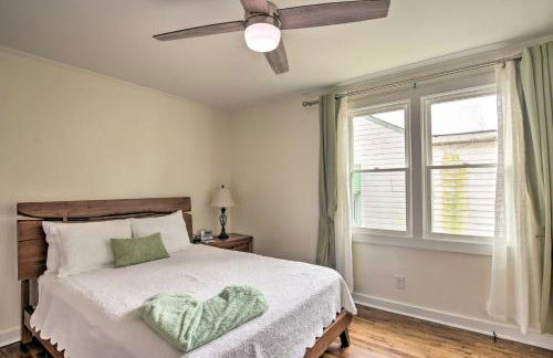 Cozy House with Private Yard, Close to Downtown - Foto 13