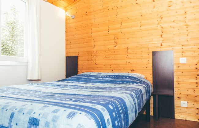 Wooden Chalet With Covered Terrace, on the Edge of a Lake - Foto 5