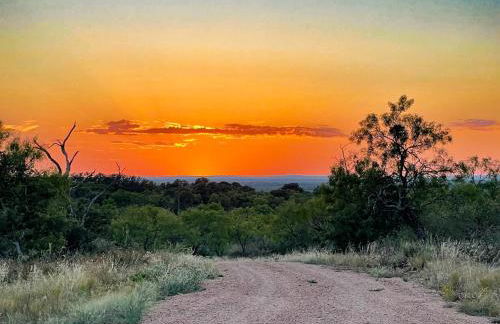 Gorgeous, secluded escape near River with Game room! - Photo 46