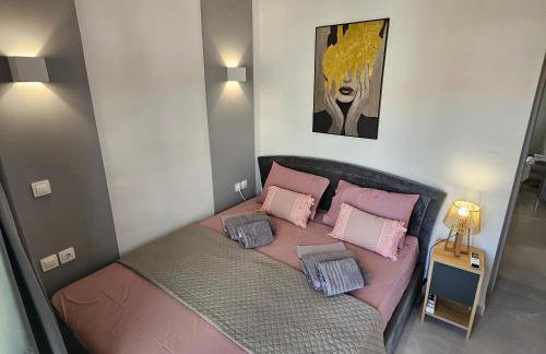 Ε5CentralApartmentNearTheSea - Photo 43