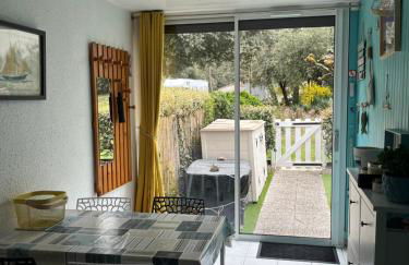 AGREABLE REZ DE JARDIN AVEC TERRASSE PROCHE PLAGE - Foto 12