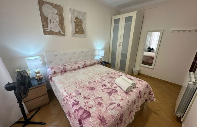 Rooms Valencia - Photo 9