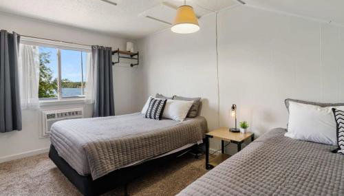 Fife Lake Lodge 2BR Loft with Kitchen & Lake Views - Foto 5