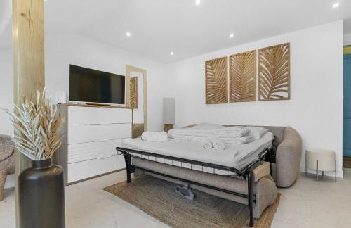 Studio V - à 2 min du Palais - Hypercentre - Calme - Foto 8