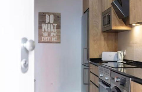 AR IFEMA piso moderno cerca aeropuerto y feria Madrid - Foto 14