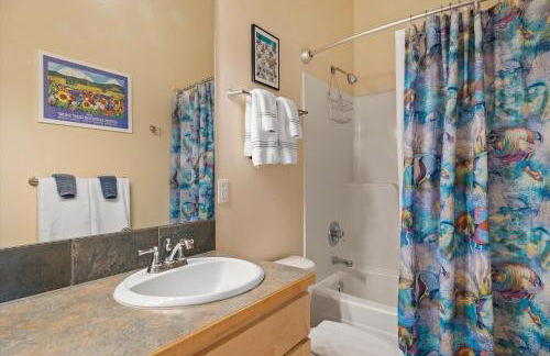 Walk to Downtown Sisters - 2BDR - Perfect Location - Foto 44