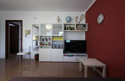 Alby's apartment, nella Motor Valley con parcheggio privato - Foto 9