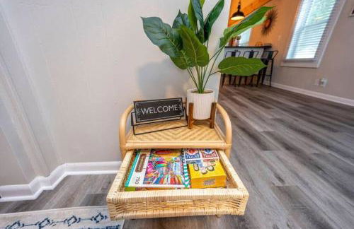 Family Beach Retreat w/Fun Loft Space, Firepit - Foto 58