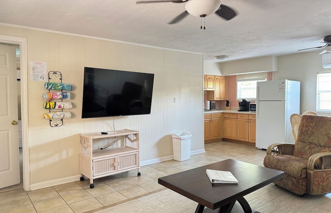 Tropical Villas of Venice Beach - Foto 26