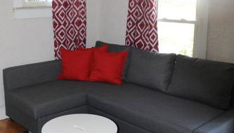 Walkable Bungalow w/ Fenced Yard - Foto 2