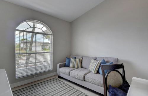 Piccadilly Beach House - Beautiful Updated Home, Private Pool, Minutes from Downtown 5th Ave & Beaches!!! - Foto 36