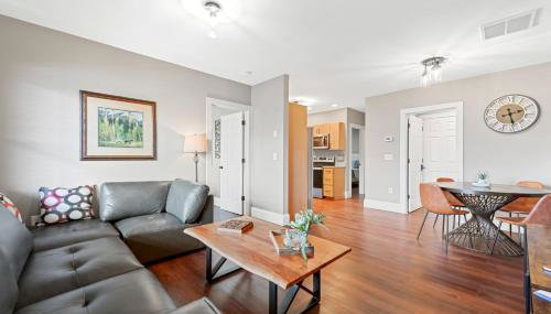 Lower Lakeshore Living - Foto 3