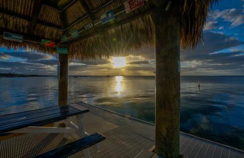 2BR in Key largo w pool and sunset views - Photo 5