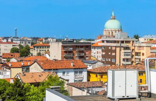 Luminosissimo Attico con Vista Panoramica su Udine - Foto 16