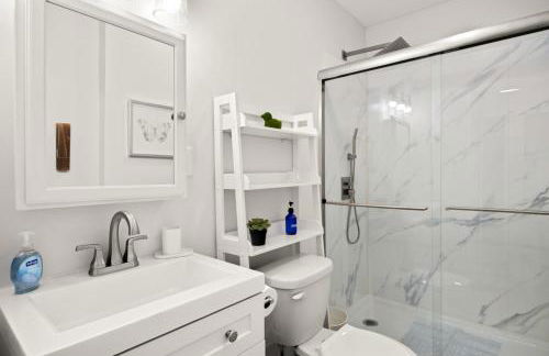 The Heights Hideaway 2BR Gem - Foto 13