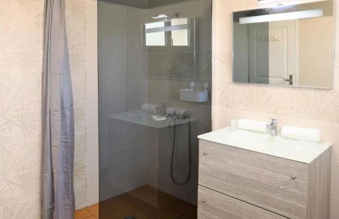 Awesome Home In Pierrelatte With Wifi - Foto 21