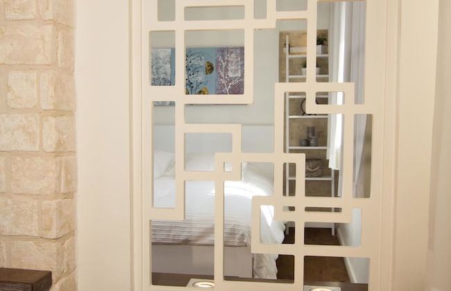 Haifa Luxury Boutique Apartments - Photo 8