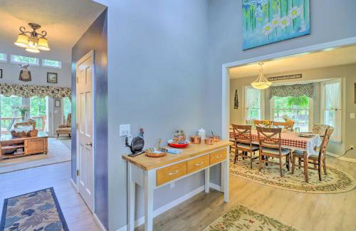 10-Acre Mountain Home Getaway with Fire Pit - Foto 4