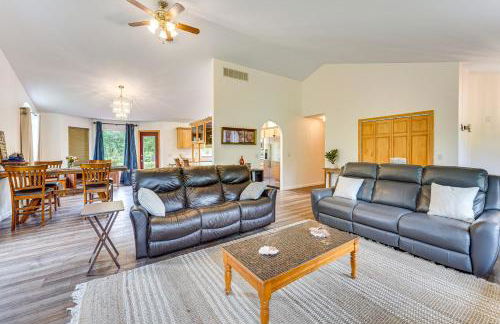 Palmer Escape with Mtn Views Fishing and Hiking! - Foto 4