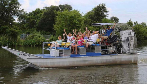 Giro in aeroscafo nella Riserva di Barataria