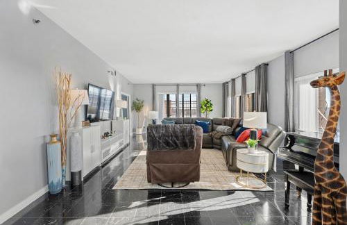 Luxury Massive Penthouse in Watertown - Foto 9