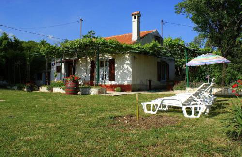 Holiday Home Freistehendes Haus Violeta mit weitläufigen Garten by Interhome - Foto 2