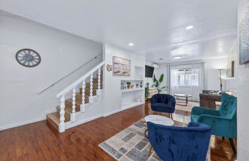 Del Mar pool Home - Photo 8
