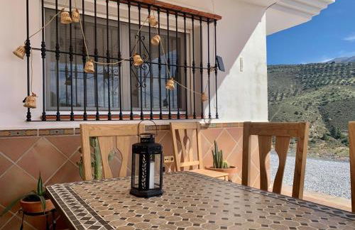 3 bedroom holiday home Alcaucin with private pool and mountain view - Photo 11