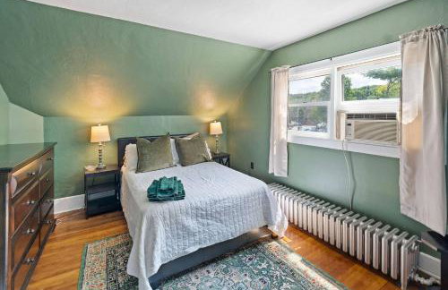 4-Bedroom Downtown Main St , great location! - Foto 14