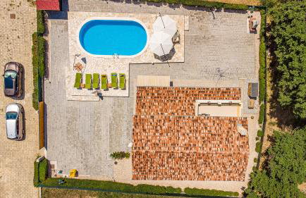 Ferienhaus Sonnenliebe mit Pool bei Zadar - Foto 3