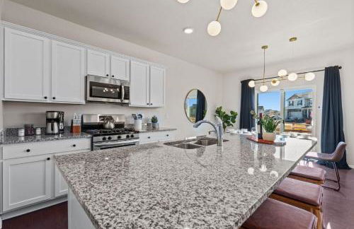 NEW! Family-friendly Home with Pool Table, King Beds - Foto 20